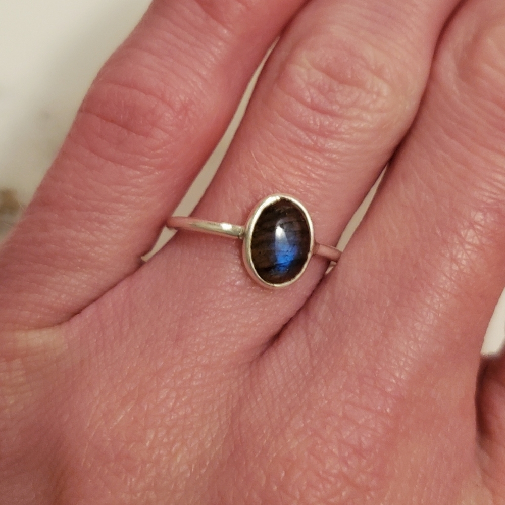 Labradorite Silver Ring - image 3